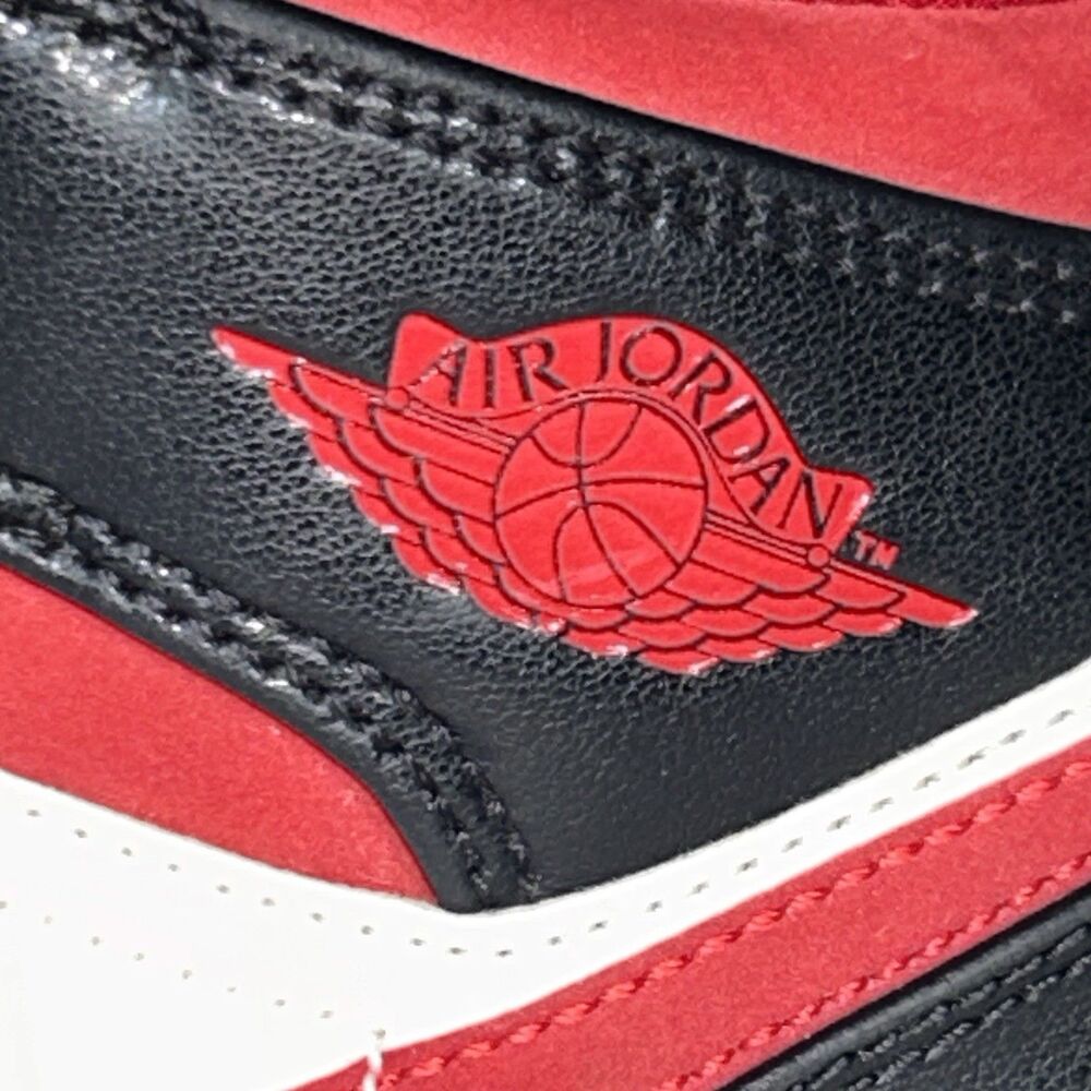 Nike Air Jordan 1 Mid Gym 5Y Big Kid White Black Red - Picture 15 of 16